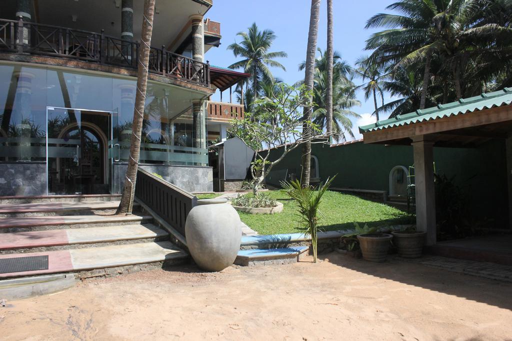 Warahena Beach Hotel Bentota Eksteriør billede