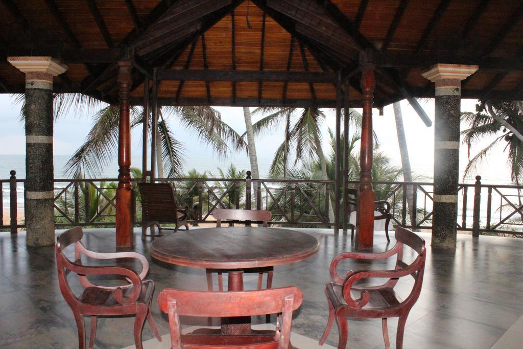 Warahena Beach Hotel Bentota Eksteriør billede