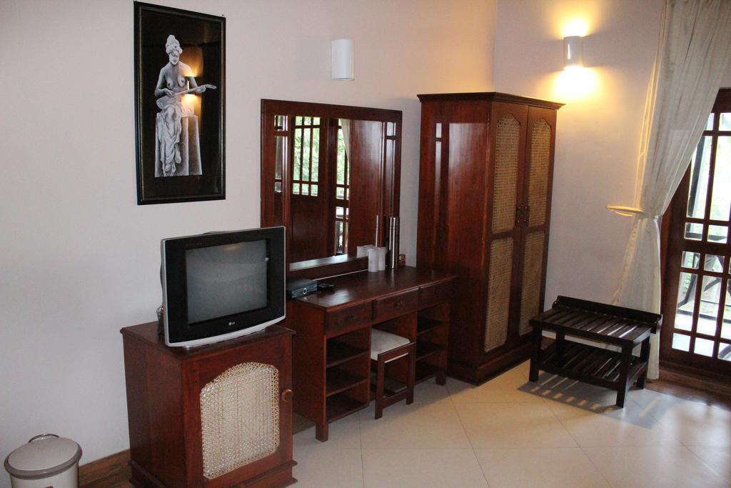 Warahena Beach Hotel Bentota Eksteriør billede