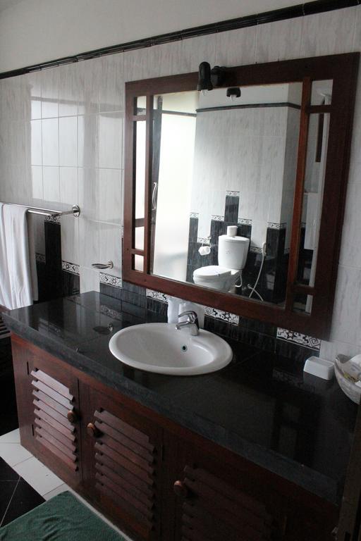 Warahena Beach Hotel Bentota Eksteriør billede
